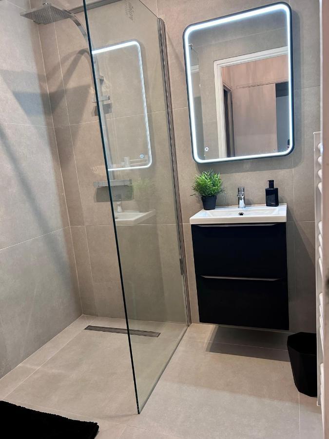 Residences Fleuries - Behind Cannes Croisette Bvd ภายนอก รูปภาพ
