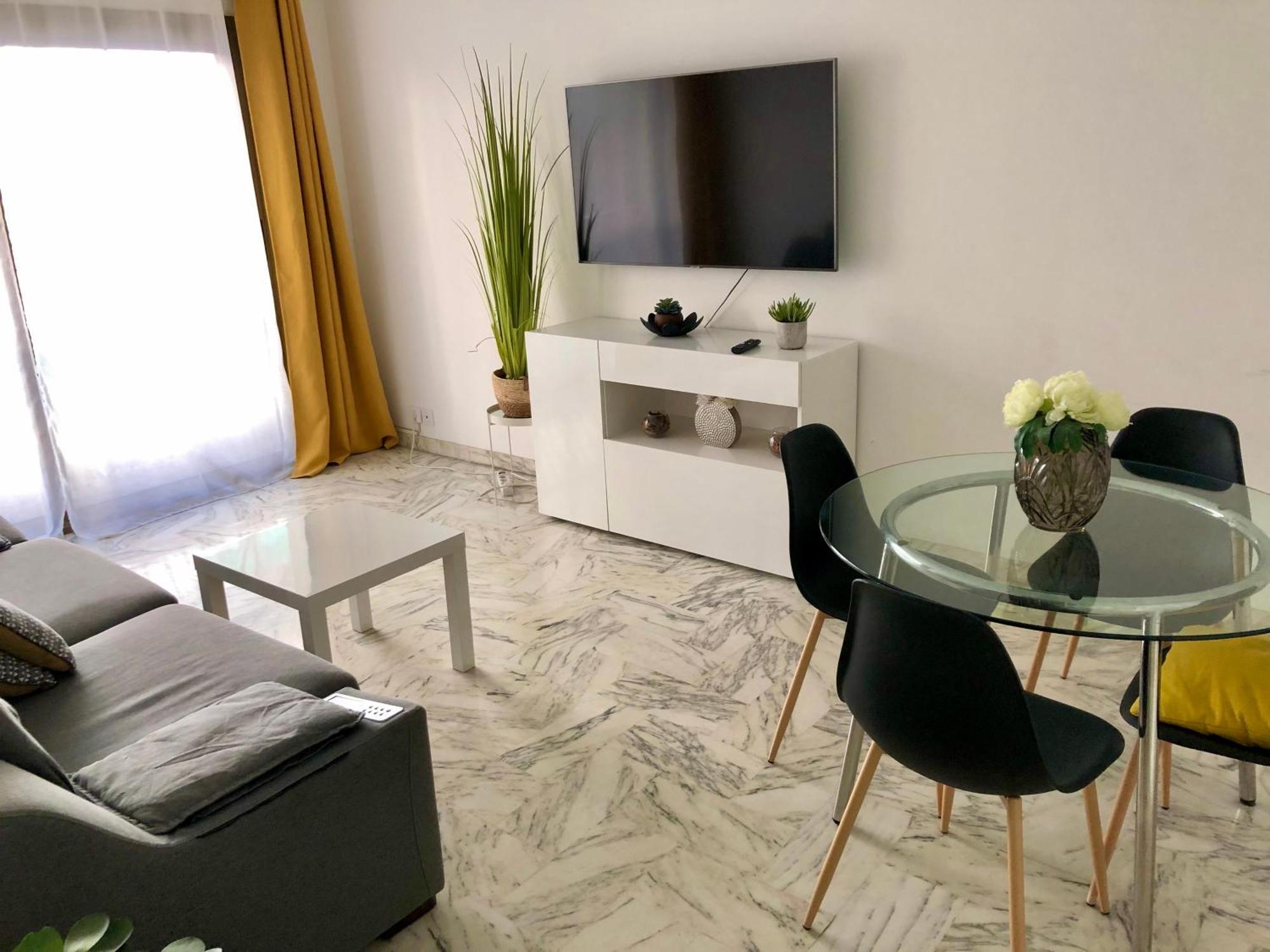 Residences Fleuries - Behind Cannes Croisette Bvd ภายนอก รูปภาพ