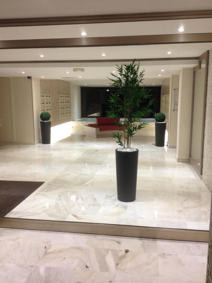 Residences Fleuries - Behind Cannes Croisette Bvd ภายนอก รูปภาพ